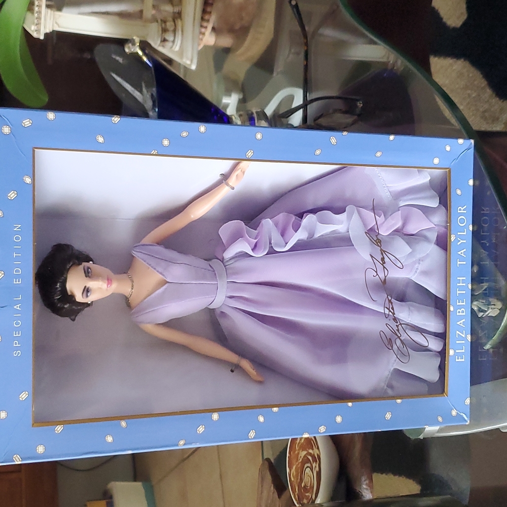 Barbie Elizabeth Taylor Special Edition White Diamonds 2000